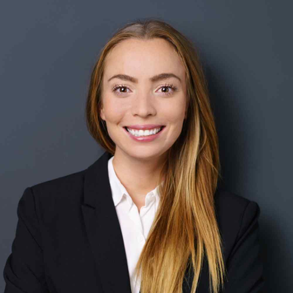 https://abogadoxsoto.com/wp-content/uploads/2019/02/team_03.jpg